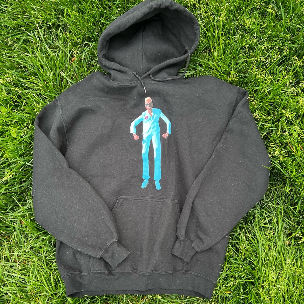 Tyler The Creator IGOR Tour Hoodie
All black with blue (logo)
Size M Brand New